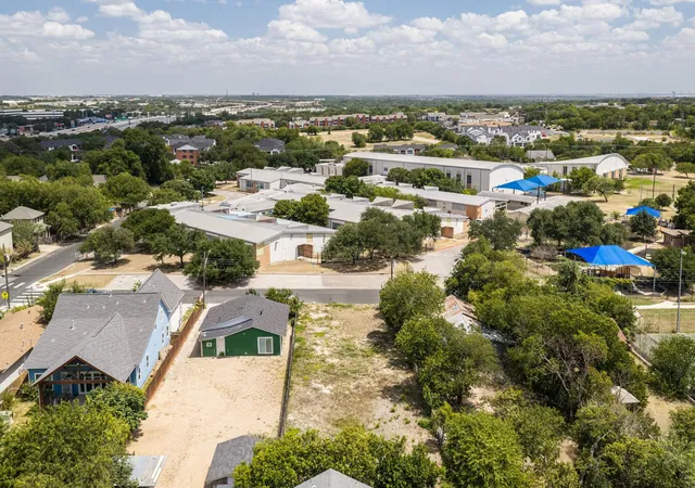 14th image of 7512 Providence Ave, Austin, TX 78752 | MLS# 6460846
