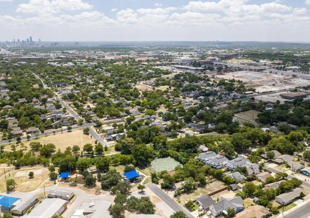 4th image of 7512 Providence Ave, Austin, TX 78752 | MLS# 6460846