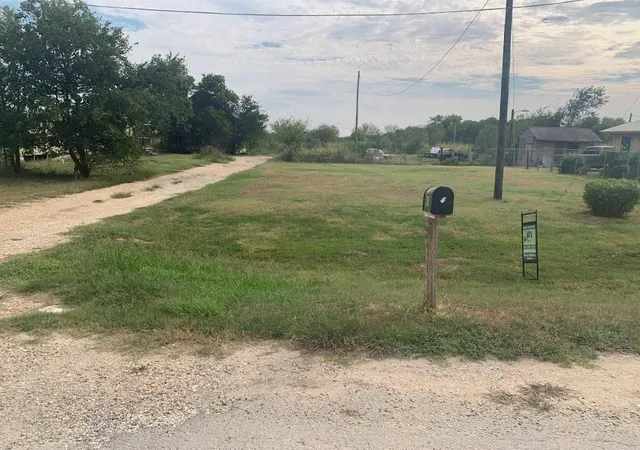 4th image of Tbd (Lot #1) W Brook St, Bartlett, TX 76511 | MLS# 7815170