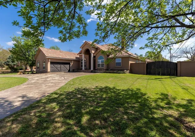 Photo 1 of Single family home for sale at 3 Woodland Loop, Round Rock, TX 78664 | MLS# 6078534 | Listing updated on 2026-09-06