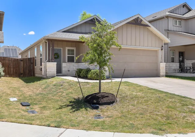 2nd image of 323 Zuma Dr, Liberty Hill, TX 78642 | MLS# 7882092