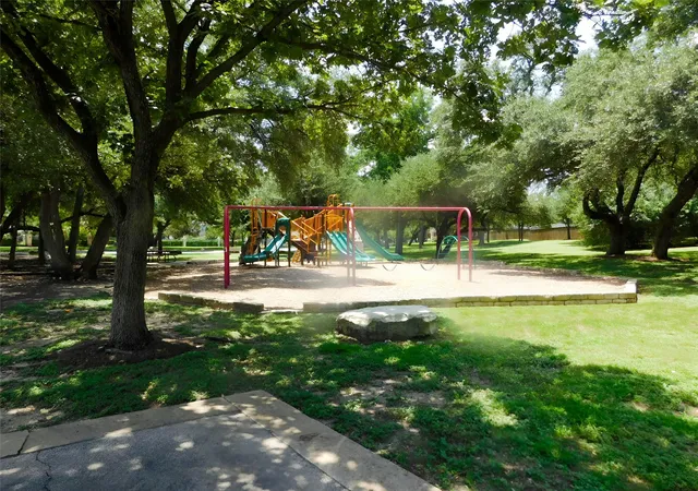 39th image of 2670 Ravenwood Dr, Round Rock, TX 78665 | MLS# 2655311