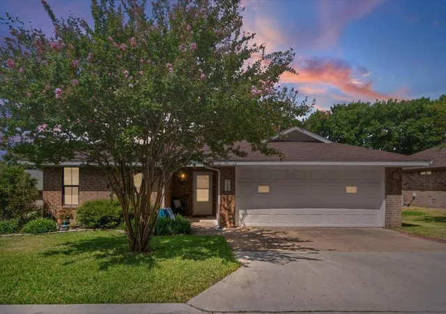 1st image of 708 Cottonwood Dr, Burnet, TX 78611 | MLS# 6665233