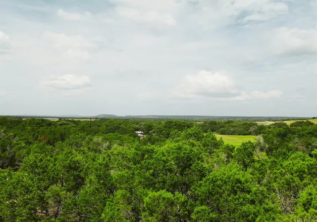 2nd image of 131 Spur 440, Florence, TX 76527 | MLS# 9398380