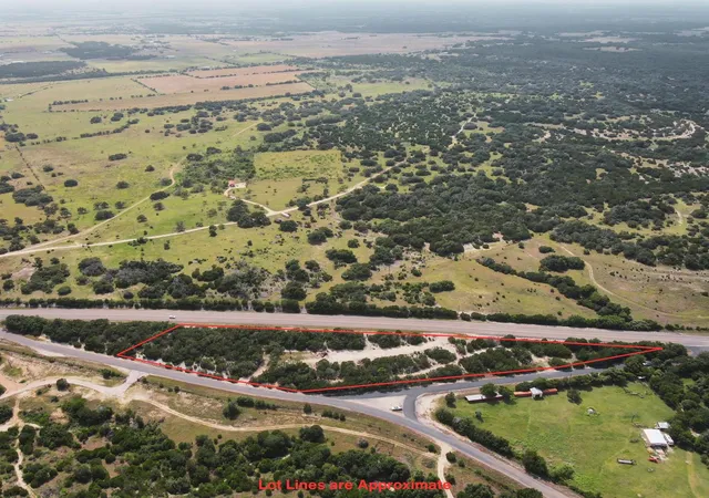 10th image of 131 Spur 440, Florence, TX 76527 | MLS# 9398380