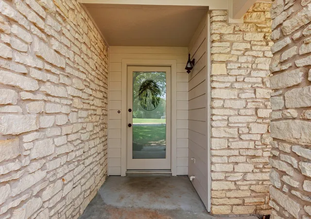 Photo 3 of Single family home for sale at 1102 Dunman Dr, Georgetown, TX 78628 | MLS# 7331065 | Listing updated on 2026-08-11