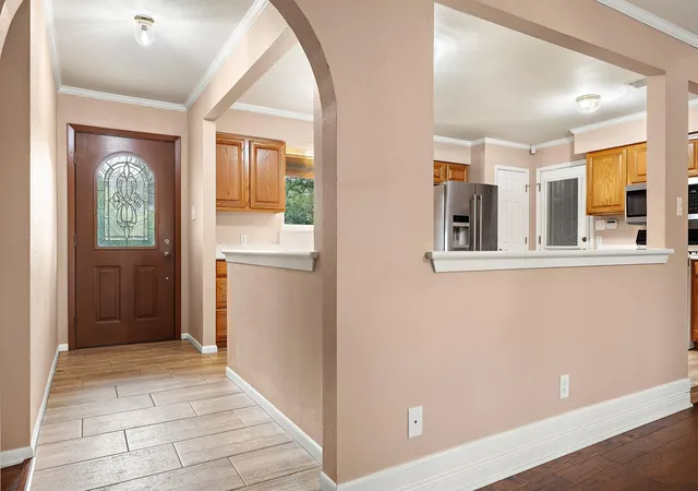 Photo 4 of Single family home for sale at 10608 Denell Cir, Austin, TX 78753 | MLS# 4697761 | Listing updated on 2026-08-12