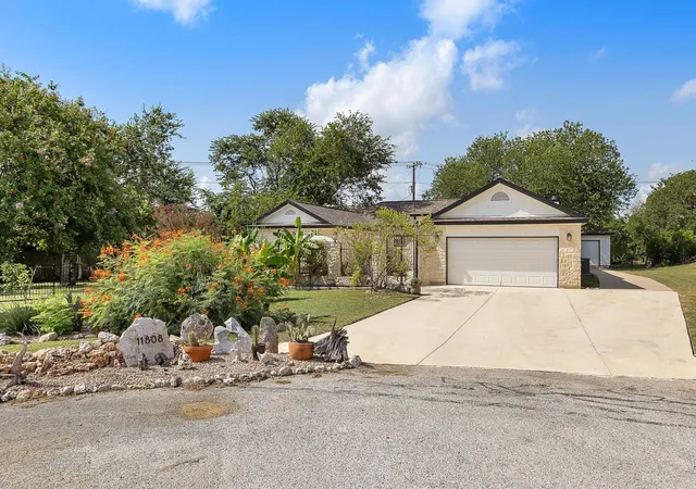 Photo 1 of Single family home for sale at 11808 Arnold Ln, Austin, TX 78748 | MLS# 5721496 | Listing updated on 2026-08-09