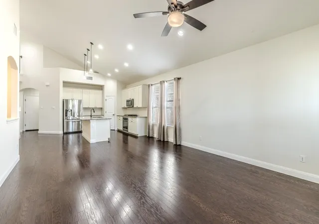 Photo 4 of Single family home for sale at 125 Andele Way, Liberty Hill, TX 78642 | MLS# 5203448 | Listing updated on 2026-08-11