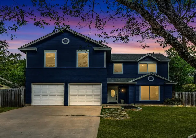 Photo 2 of Single family home for sale at 7912 Finch Trl, Austin, TX 78745 | MLS# 3242143 | Listing updated on 2026-09-19