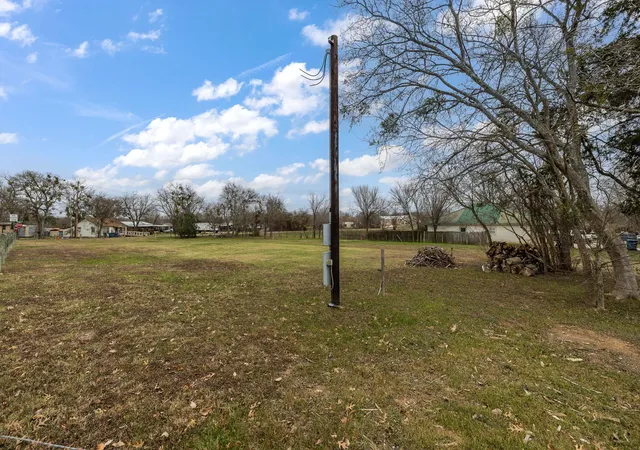 13th image of 601 M L K Blvd, Elgin, TX 78621 | MLS# 2891440