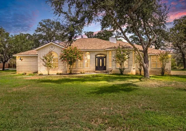 1st image of 306 Kerry Ln, Floresville, TX 78114 | MLS# 5607359