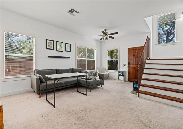 4th image of 3304 E 5Th St, Austin, TX 78702