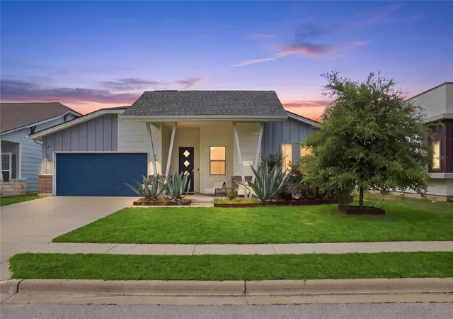 Photo 1 of Single family home for sale at 112 Dax Dr, Liberty Hill, TX 78642 | MLS# 2788961 | Listing updated on 2026-09-17