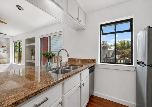 Photo 3 of Condo for sale at 2215 Post Rd #2072, Austin, TX 78704 | MLS# 9852835 | Listing updated on 2026-09-06