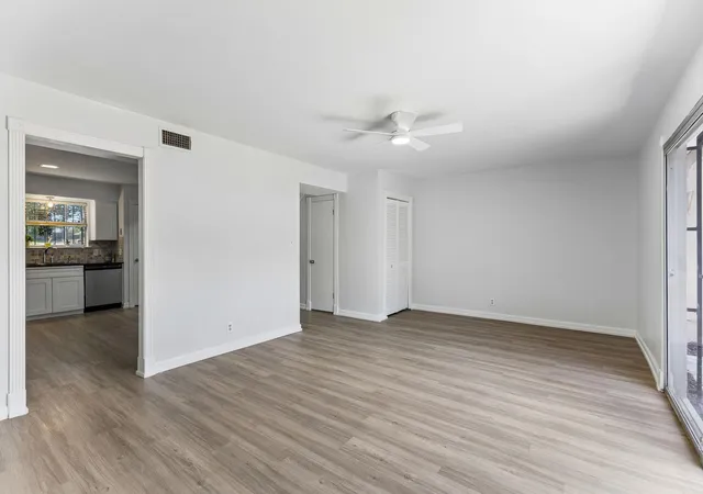 5th image of 1853 Coronado Hills Dr, Austin, TX 78752 | MLS# 1151003