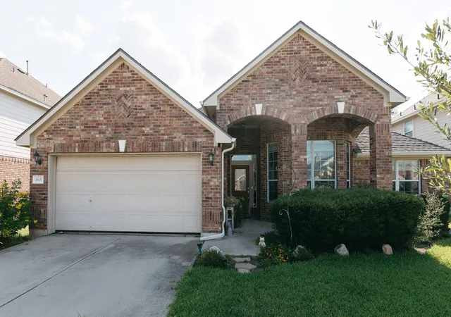 Single family home for sale at 1801 Vintage Dr, Leander, TX 78641 | MLS# 9661079