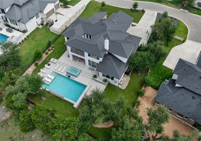 Photo 27 of Mansion for sale at 17917 Davenport Divide Ct, Austin, TX 78738 | MLS# 2446313 | Listing updated on 2026-08-27