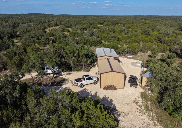 Photo 3 of House for sale at 725 Kc 3721 Rd, Junction, TX 76849 | MLS# 8621112 | Listing updated on 2026-08-11