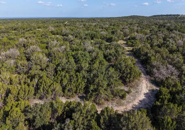Photo 4 of House for sale at 725 Kc 3721 Rd, Junction, TX 76849 | MLS# 8621112 | Listing updated on 2026-08-11