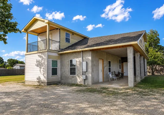 3rd image of 158 Buena Fortuna Rd, Elgin, TX 78621 | MLS# 9832929
