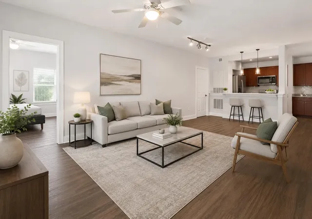Listing Photo 4 - Condo for sale in building located at 1901 Xing Pl, Austin, TX 78741 - Unit #3101