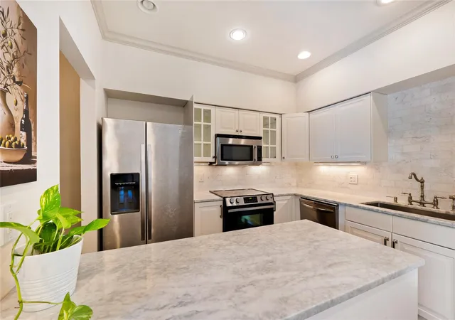 Photo 3 of Condo for sale at 1307 Kinney Ave #140, Austin, TX 78704 | MLS# 2400970 | Listing updated on 2026-09-15