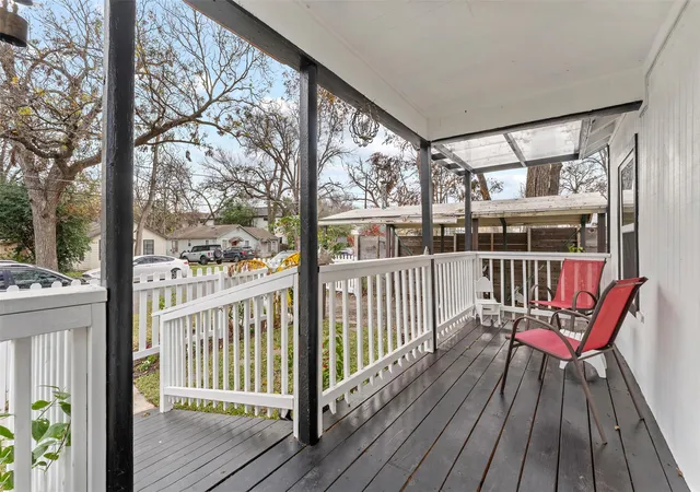 Photo 2 of Single family home for sale at 1606 S 2nd Street, Austin, TX 78704 | MLS# 8358720 | Listing updated on 2026-09-12