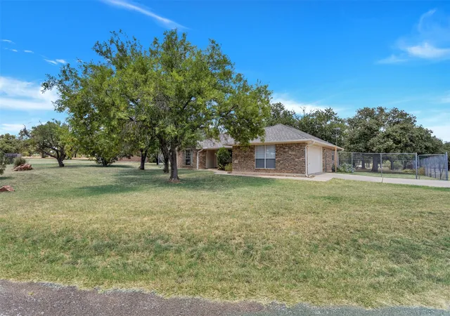 Photo 2 of Single family home for sale at 105 County Rd 146, Burnet, TX 78611 | MLS# 4127949 | Listing updated on 2026-08-29