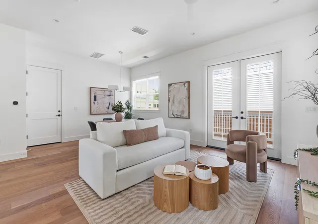 Photo 4 of Single family home for sale at 210 W Mockingbird Ln #1, Austin, TX 78745 | MLS# 1044622 | Listing updated on 2026-09-28