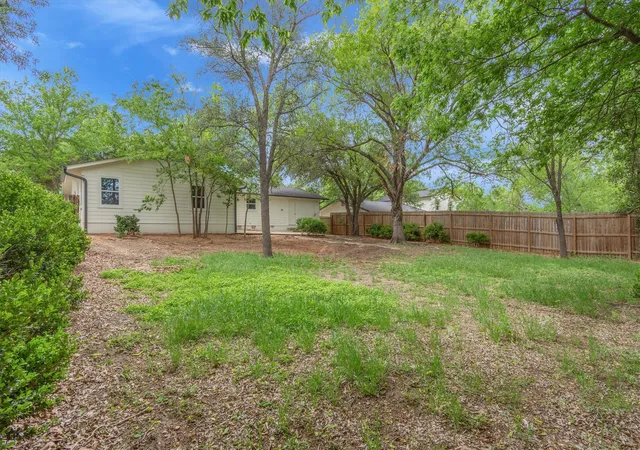 Photo 24 of Single family home for sale at 6807 Roanoke Dr, Austin, TX 78723 | MLS# 5793670 | Listing updated on 2026-09-06