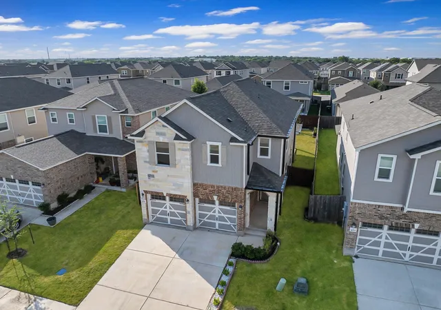 Photo 2 of Condo for sale at 1021 Cowberry Dr, Georgetown, TX 78626 | MLS# 9258582 | Listing updated on 2026-09-08