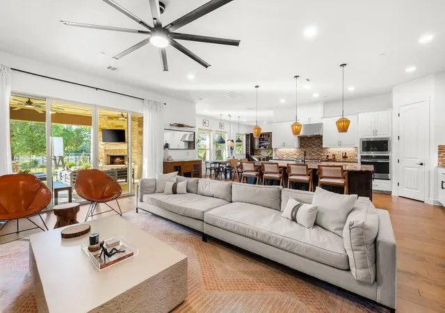 5th image of 9724 Chamois Wy, Austin, TX 78736 | MLS# 4985467