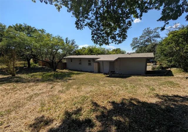 1st image of 21403 Choctaw Cv, Lago Vista, TX 78645 | MLS# 1097290