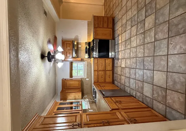 Photo 3 of Sale Pending at 1402 Garden St, Austin, TX 78702 | MLS# 7937936 | Listing updated on 2026-09-29