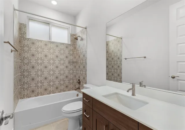 Photo 4 of Single family home for sale at 101 Lady Fern Dr, Georgetown, TX 78633 | MLS# 7804222 | Listing updated on 2026-08-12