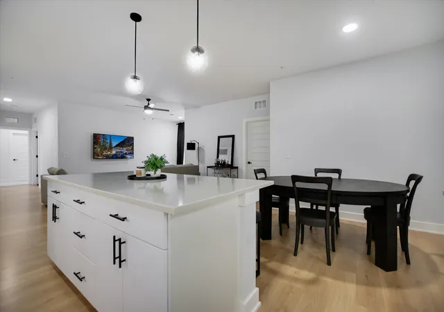 17th image of 3101 Govalle Ave #207, Austin, TX 78702 | MLS# 9275686