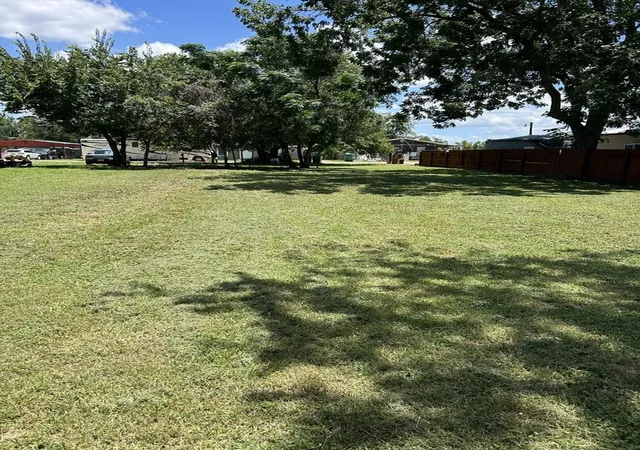 Photo 3 of Land for sale at 704 Hill St, Smithville, TX 78957 | MLS# 2549169 | Listing updated on 2026-08-12