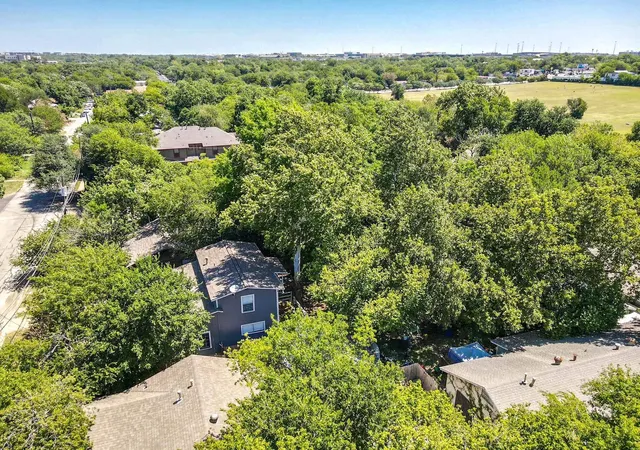 18th image of 218 W 51st St, Austin, TX 78751 | MLS# 2444007