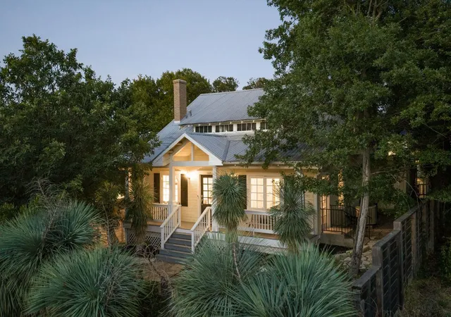 1st image of 1105 Travis Heights Blvd, Austin, TX 78704 | MLS# 7684852