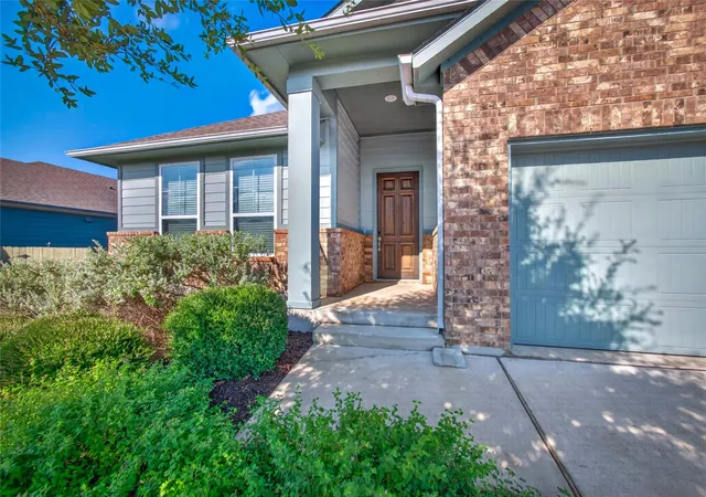 Photo 3 of Sale Pending at 16609 Sumptuous Dr, Manor, TX 78653 | MLS# 8793589 | Listing updated on 2026-08-28