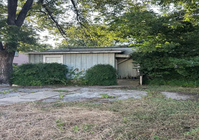 3rd image of 4701 Harmon Ave, Austin, TX 78751 | MLS# 7572960