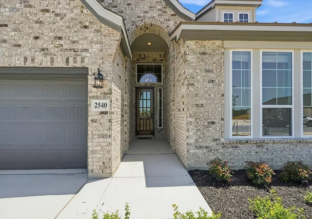 Photo 2 of Sale Pending at 108 Monza Bnd, Liberty Hill, TX 78642 | MLS# 2365625 | Listing updated on 2026-08-21