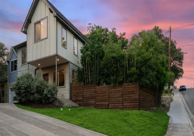 28th image of 1158 Ridgeway Dr #A, Austin, TX 78702 | MLS# 7602622