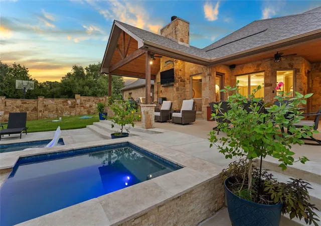 3rd image of 3041 Rolling Meadow Dr, Salado, TX 76571 | MLS# 2903935