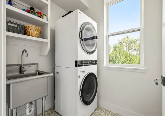 32nd image of 4400 Mount Vernon Dr #B, Austin, TX 78745 | MLS# 6901334