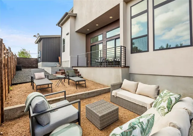 4th image of 4400 Mount Vernon Dr #B, Austin, TX 78745 | MLS# 6901334