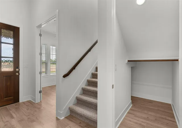 Photo 3 of Single family home for sale at 213 Montecido Dr, Liberty Hill, TX 78642 | MLS# 6956824 | Listing updated on 2026-08-27