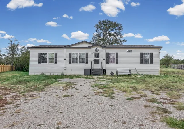 2nd image of 120 Mimosa Rd, Dale, TX 78616 | MLS# 5639962