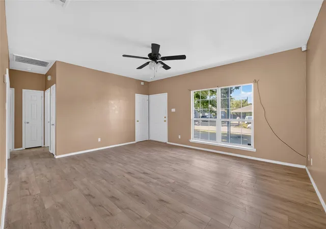 5th image of 403 Davidson Dr, Taylor, TX 76574 | MLS# 5079643